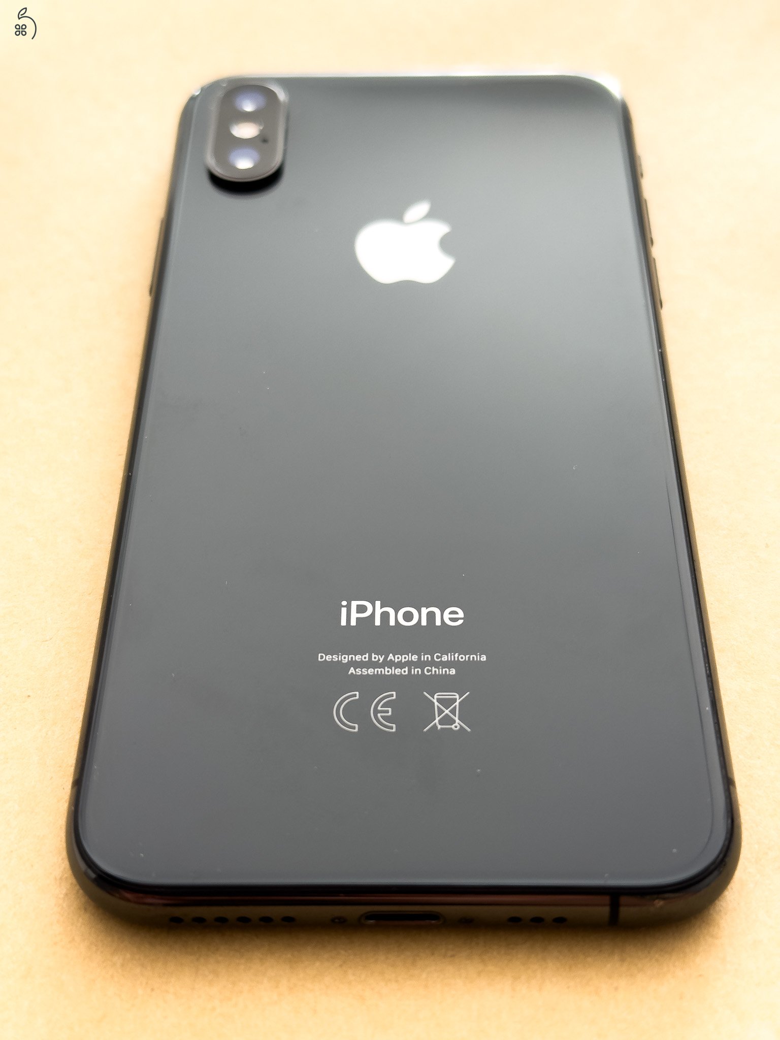 iPhone XS | 64GB | Space Gray