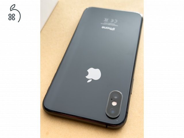 iPhone XS | 64GB | Space Gray