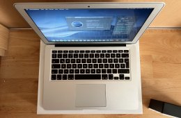 2017 MacBook Air 13 / i5 1.8 GHz / 8GB / 128GB SSD / Új Aksi / Korrekt Áron Eladó ! ! !