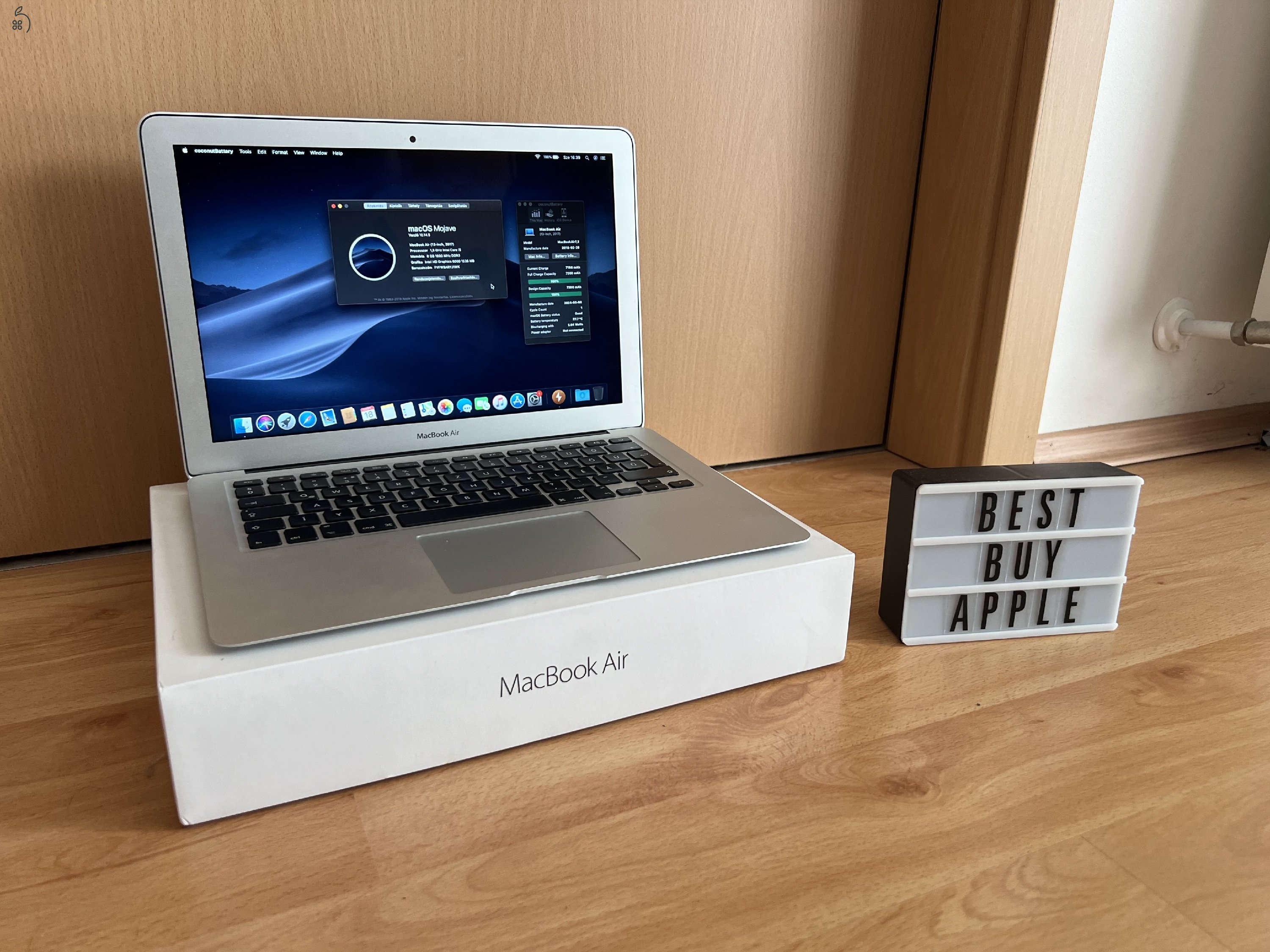 2017 MacBook Air 13 / i5 1.8 GHz / 8GB / 128GB SSD / Új Aksi / Korrekt Áron Eladó ! ! !