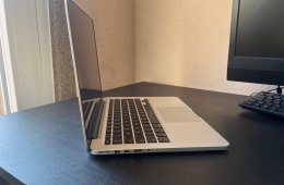 MacBook Pro 13-inch, i7, 16GB RAM, 1Tb SSD