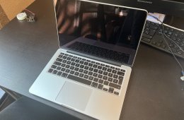 MacBook Pro 13-inch, i7, 16GB RAM, 1Tb SSD