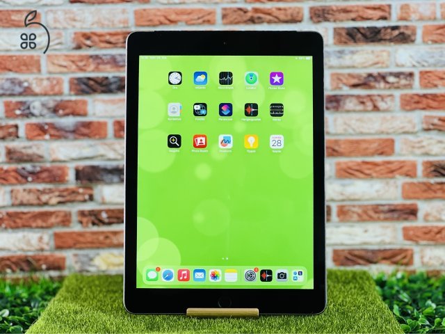 Eladó iPad 5th gen 9.7 Wifi +Cellular A1823 32 GB Space Gray szép állapotú - 12 HÓ GARANCIA - 5379