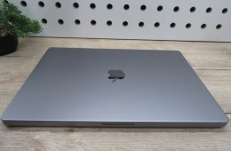 Apple Retina Macbook 16 M1 Pro - 2021 - Használt, karcmentes