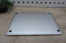 Apple Retina Macbook Pro 15 Touchbar - 2017 - Használt megkímélt