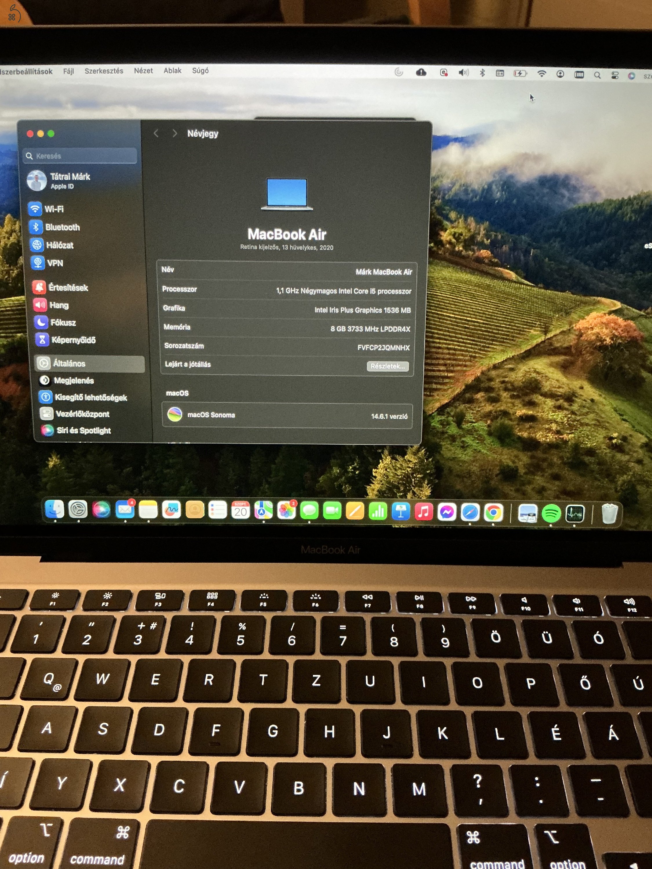 MacBook Air (2020) 13” i5 8GB 256 SSD