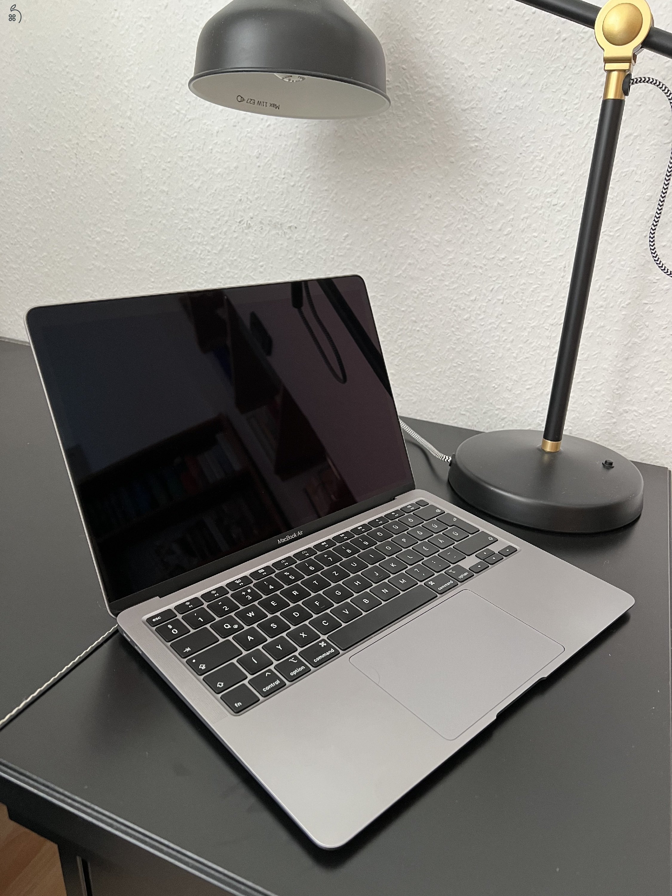 MacBook Air (2020) 13” i5 8GB 256 SSD