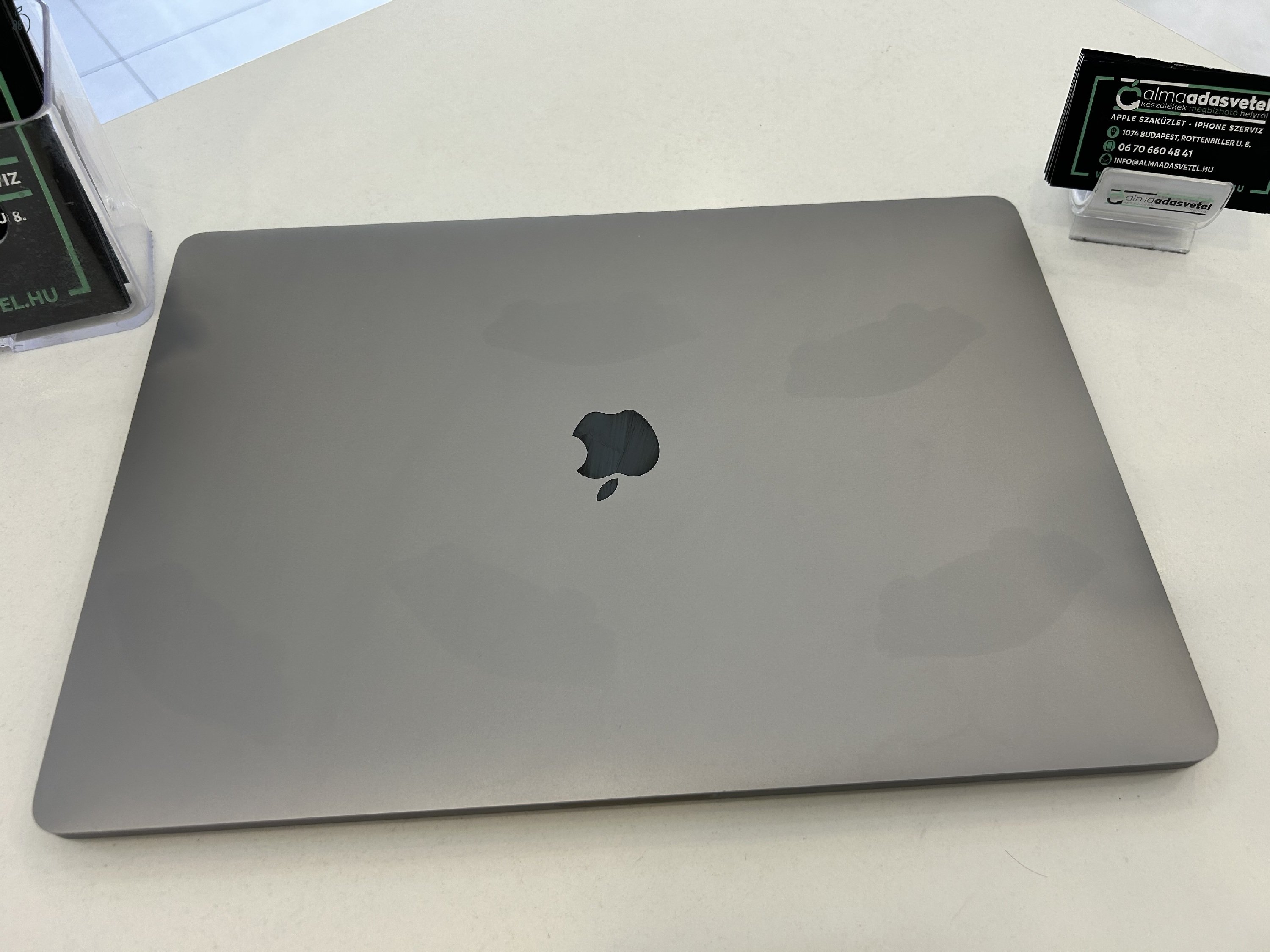 MacBook Pro 2019 16