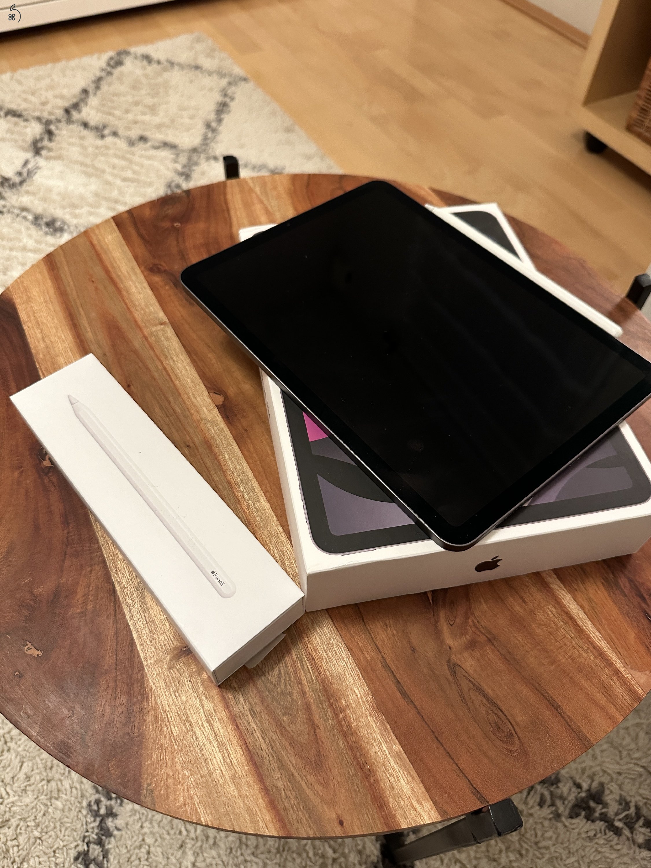 iPad Air 4 Wifi 64Gb + Apple pencil - ÚJSZERŰ!