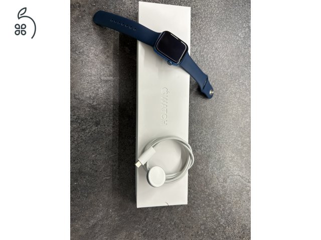 Eladó Apple Watch Series7