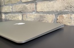 MacBook Air 2017 128GB 8GB RAM 