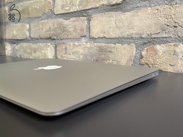 MacBook Air 2015 128GB 8GB RAM