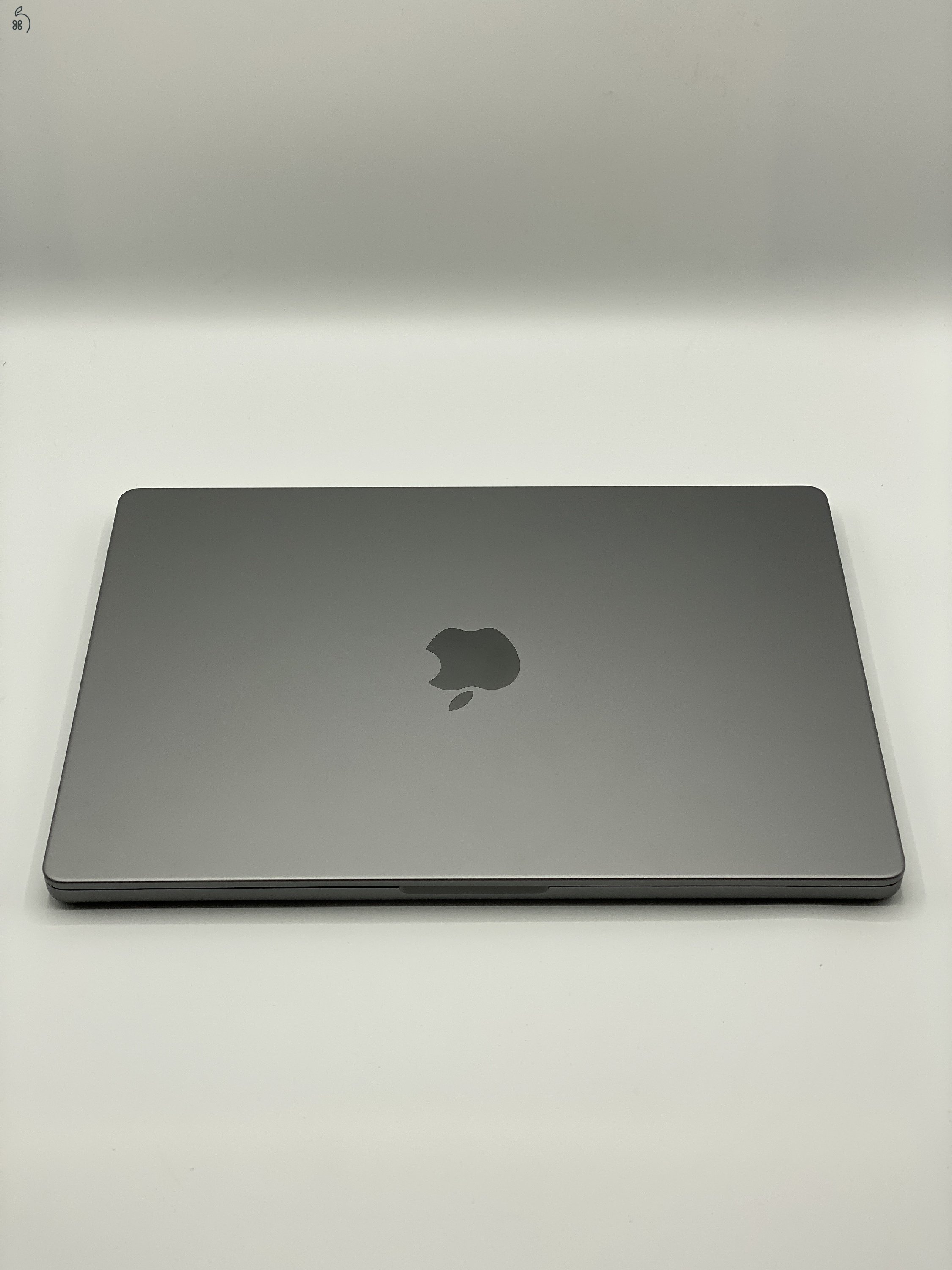 MacBook Pro M2 14