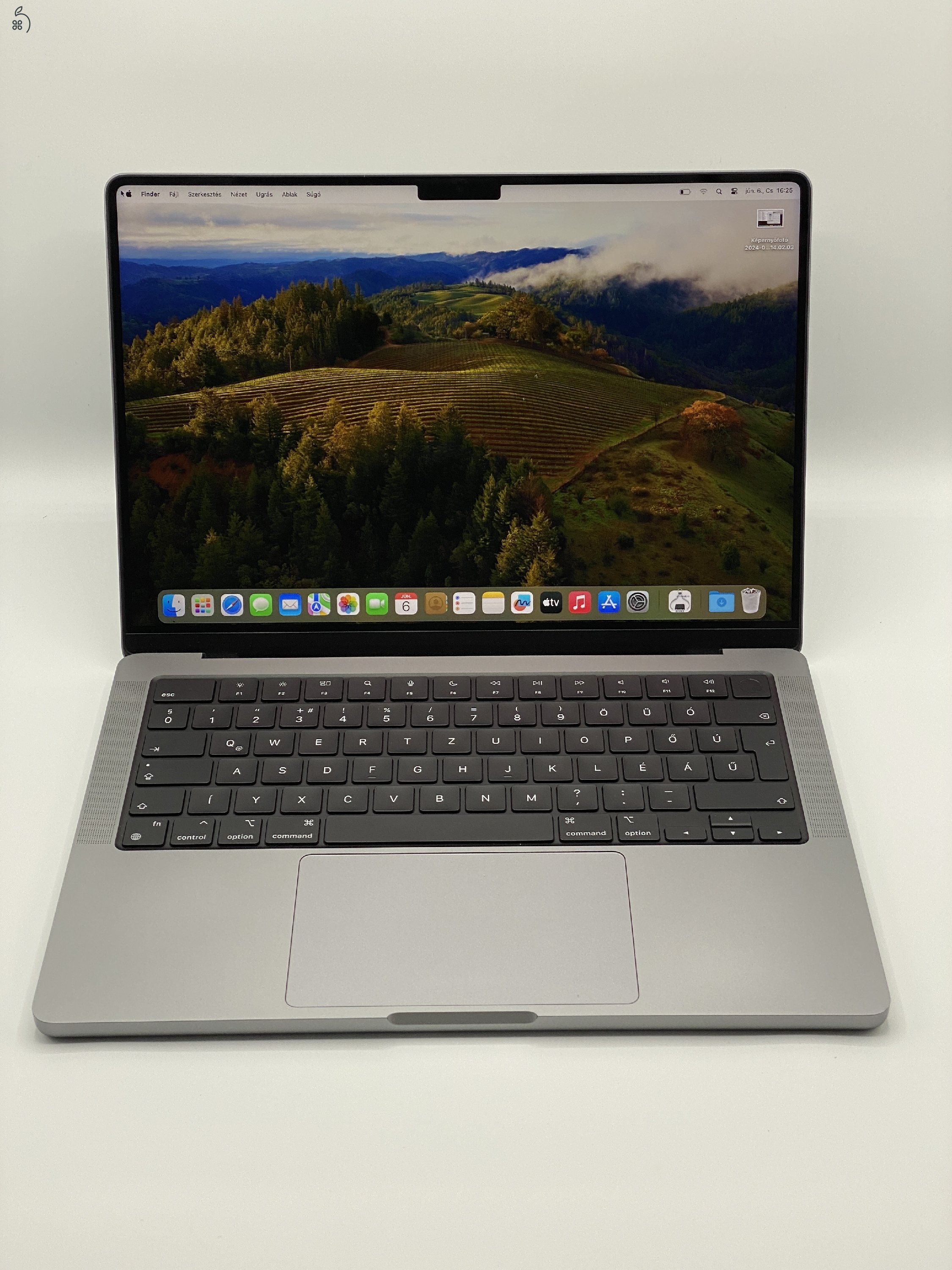 MacBook Pro M2 14