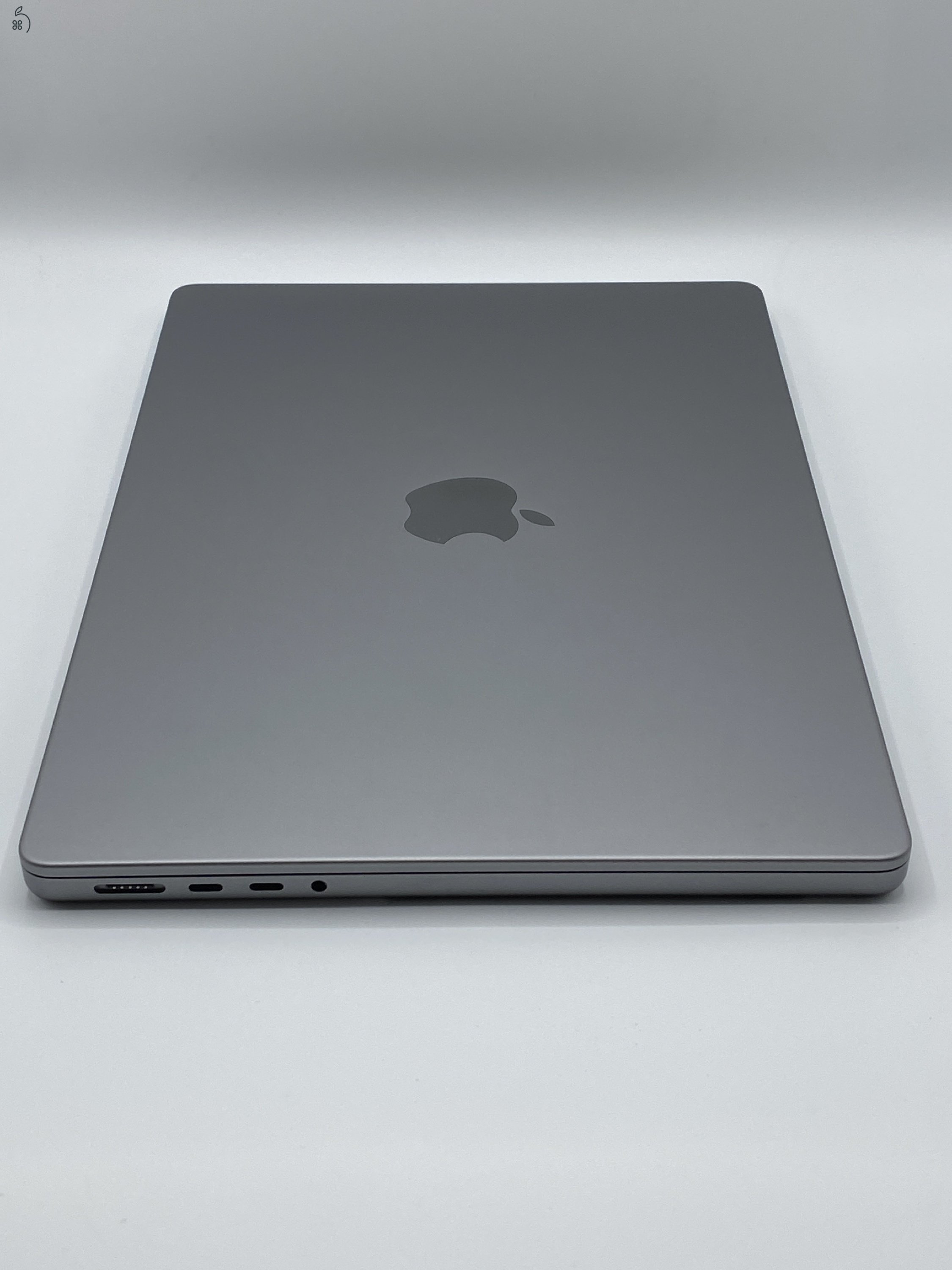 MacBook Pro M2 14