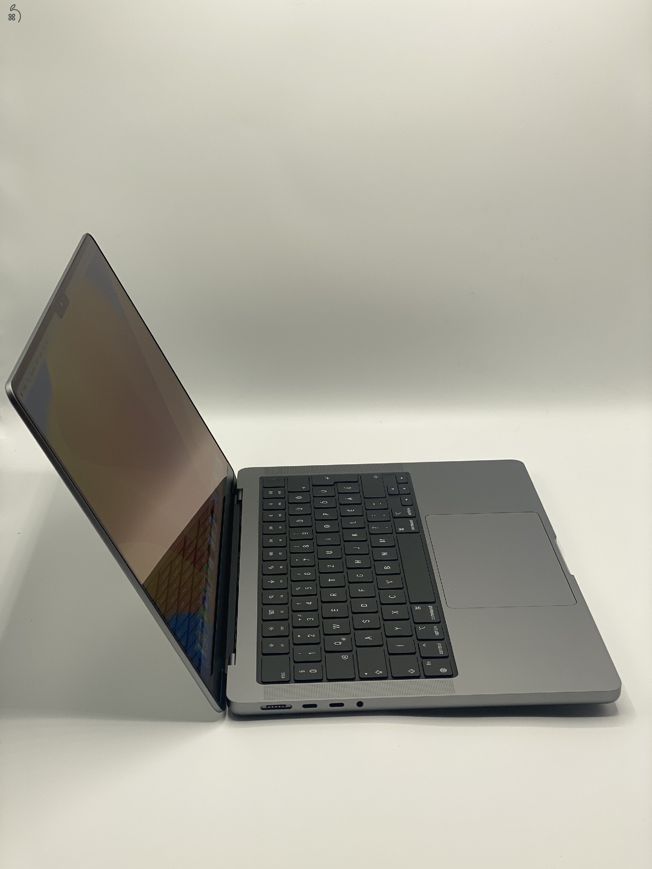 MacBook Pro M2 14