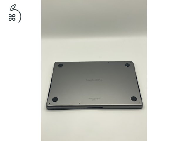 MacBook Pro M2 14