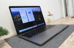 Apple Retina Macbook Pro 13 - 2018 - Használt, megkímélt