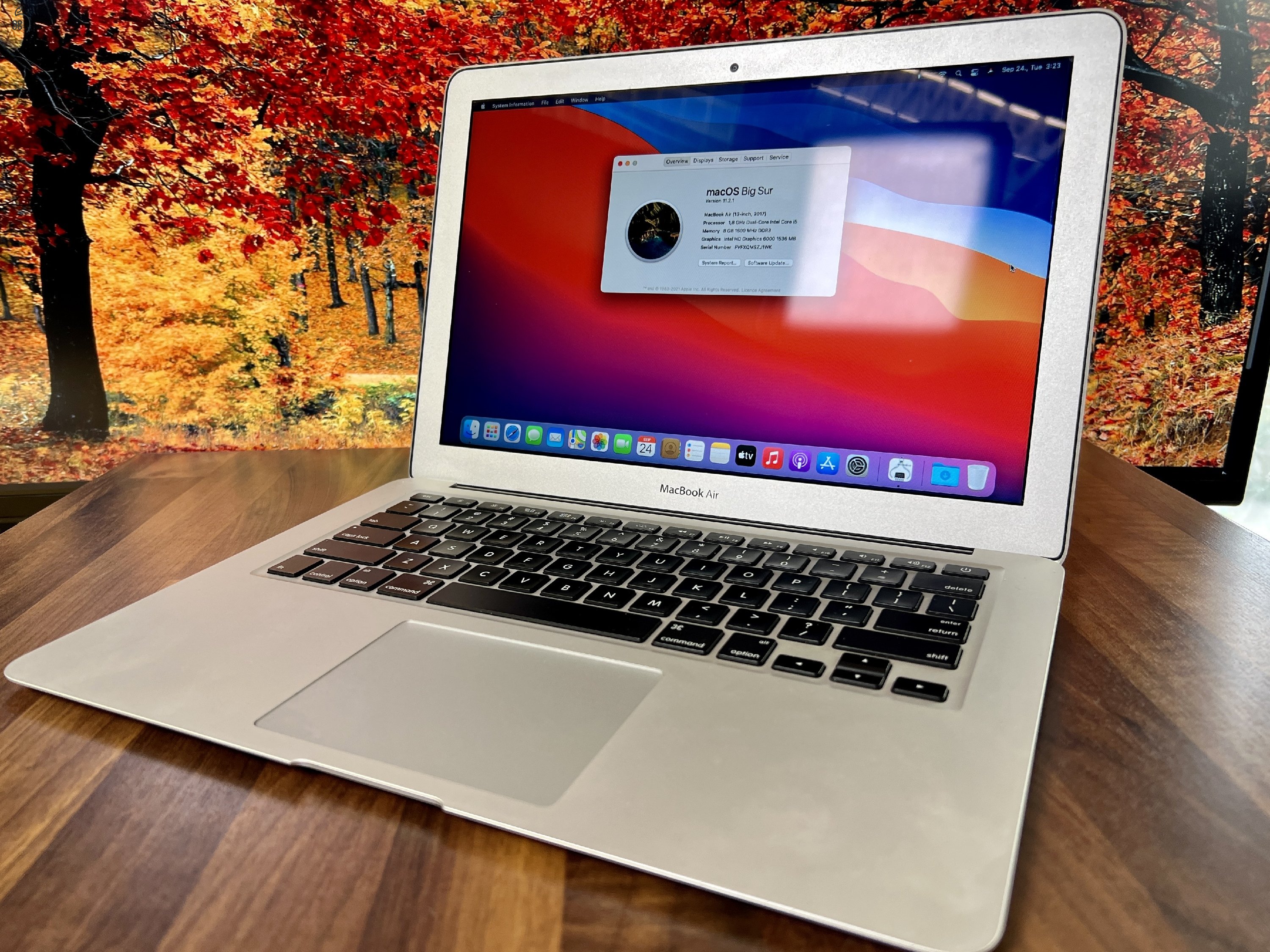 Apple Macbook AIR, 128 GB, Silver, 2017, 13, i5, 8 GB, SSD