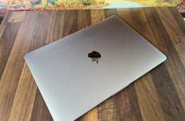 Apple Macbook PRO 2019, 13