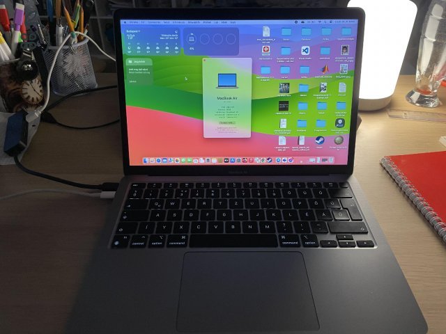 Apple MacBook Air 13