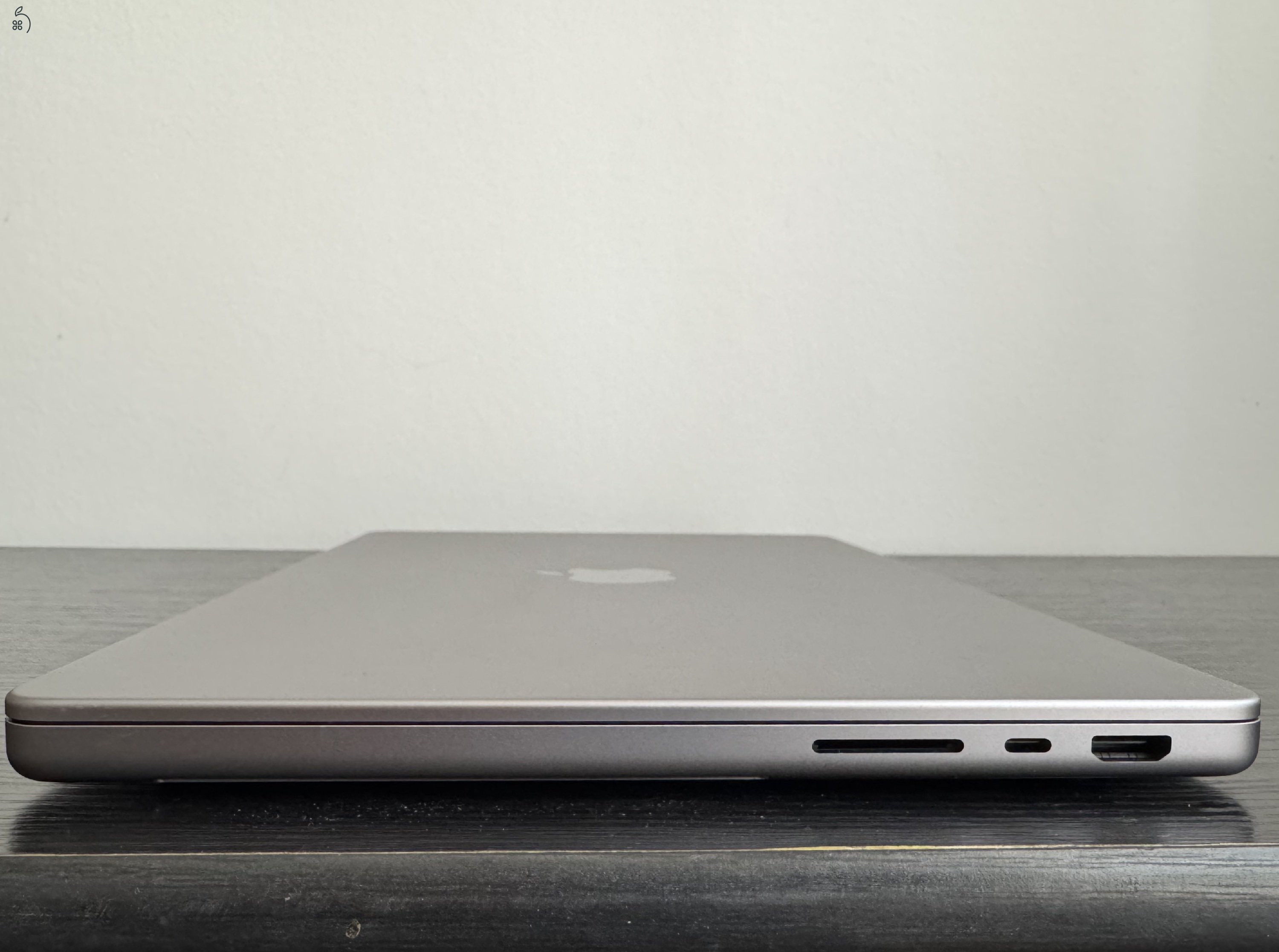 Eladó - Apple MacBook Pro M2 Max, 12 CPU, 30 GPU, 32 GB RAM, 1 TB SSD , Apple Care + biztosítással