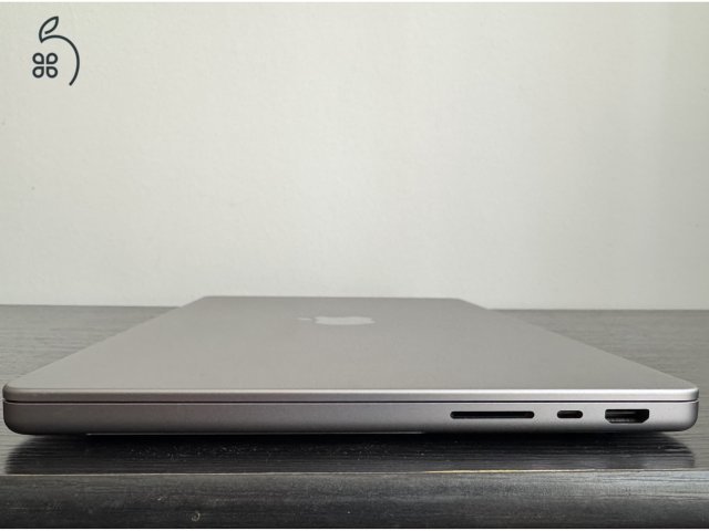 Eladó - Apple MacBook Pro M2 Max, 12 CPU, 30 GPU, 32 GB RAM, 1 TB SSD , Apple Care + biztosítással