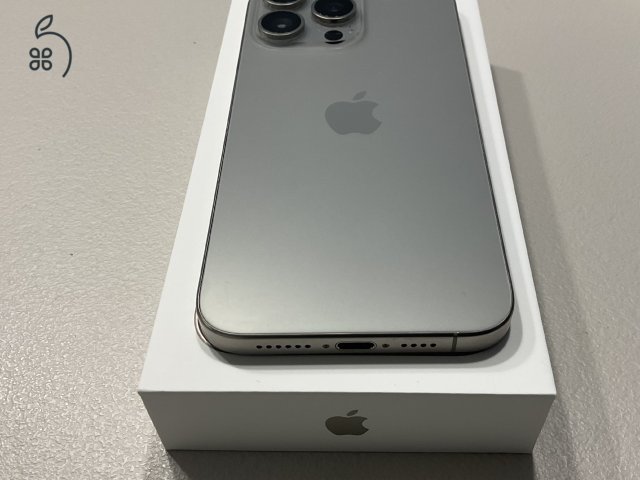 Makulátlan iphone 15 Pro MAX (100%akku) 256gb