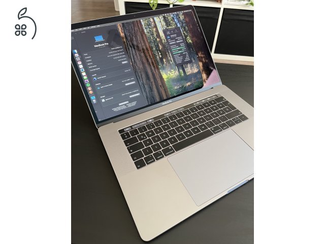 MacBook Pro 15 Touch Bar 2018, i7 2.6 GHz, 32 GB, AMD Radeon Pro 560X