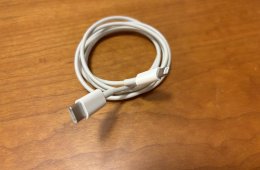 Apple iPhone USB-C 