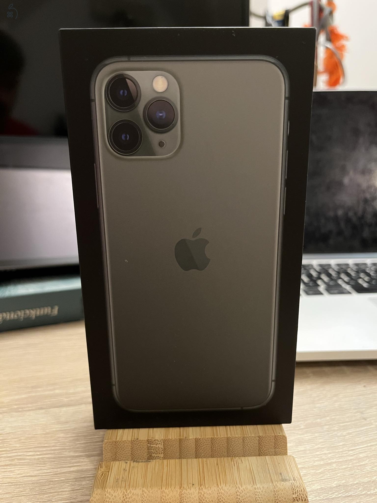 Garanciában cserélt Iphone 11 Pro, midnight green, 64 gb, hibátlan!