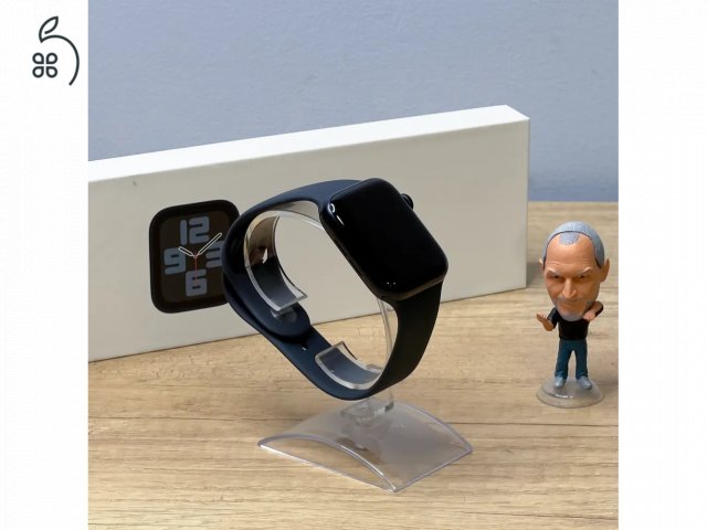 MacSzerez.com - Apple Watch SE 2022 / 44mm / Midnight / GPS / Midnight Sportszíj / Apple Garancia