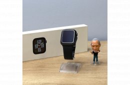 MacSzerez.com - Apple Watch SE 2022 / 44mm / Midnight / GPS / Midnight Sportszíj / Apple Garancia