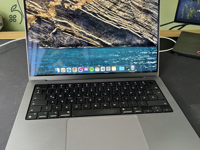 Macbook pro 14