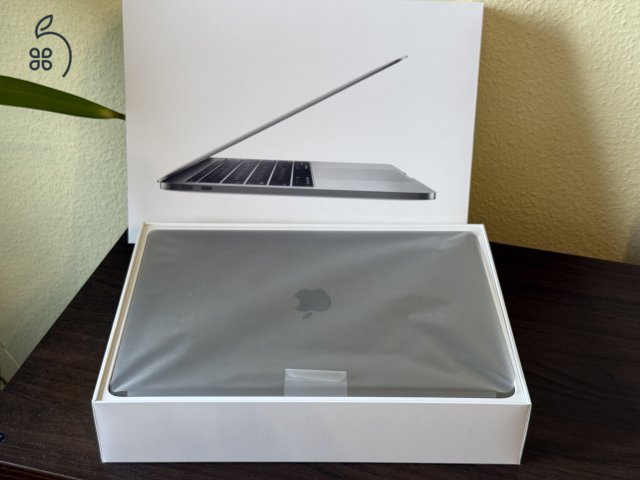 Újszerű 2017-es MacBook Pro 13 - Intel i5 2.3Ghz, 8GB RAM, 128GB SSD, 2x Thunderbolt 3