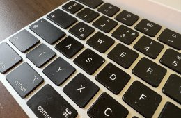 Újszerű, magyar kiosztású Apple Magic Keyboard, Touch ID-val, numpad-dal