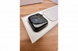 Apple Watch S5 44mm - végig tokban tartott, gyári bontatlan szíjjal