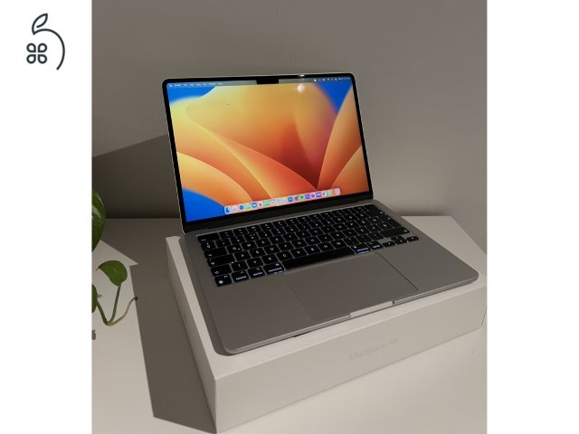 Macbook Air M2 Silver (8Gb / 256Gb) 100% Akku - 3év Gari