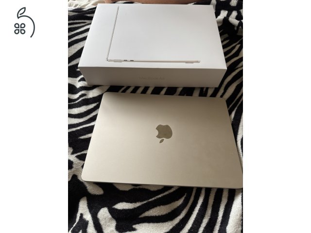 13 Macbook Air M2 Starlight