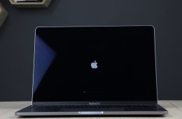 Apple Macbook Pro 13