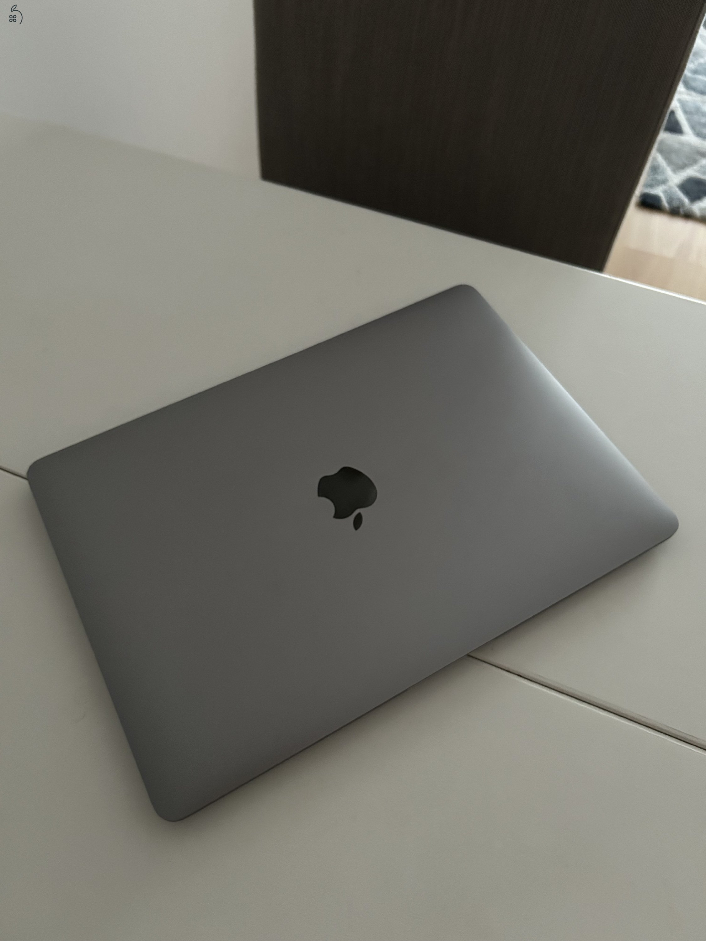 Apple MacBook Air 13