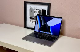 Apple Retina MacBook Pro 13 · 2018 · hibátlan állapot