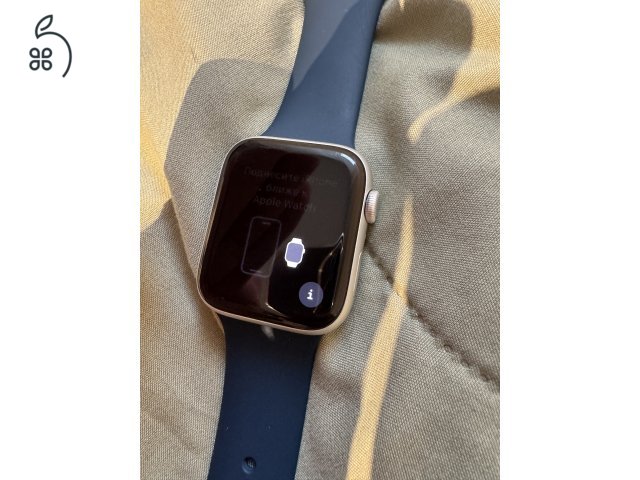 Apple Watch SE, 44mm, ezüst