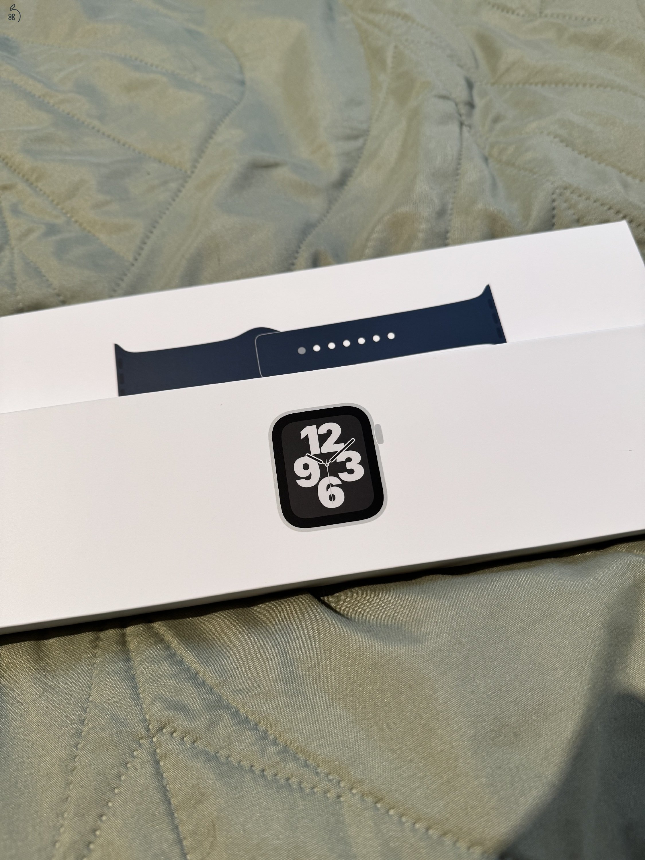 Apple Watch SE, 44mm, ezüst