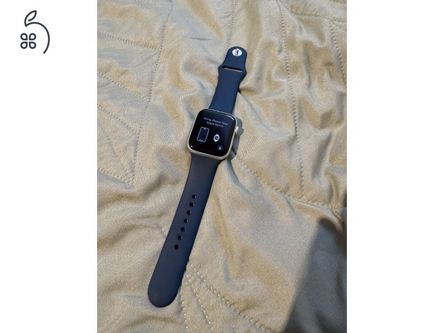 Apple Watch SE, 44mm, ezüst