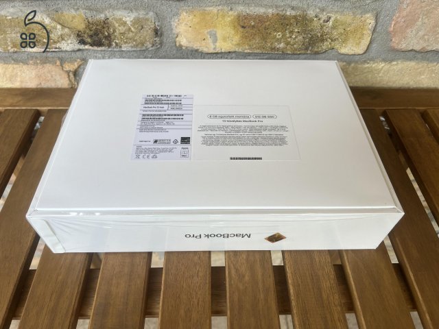 1 év Apple garancia - MacBook Pro Retina 13