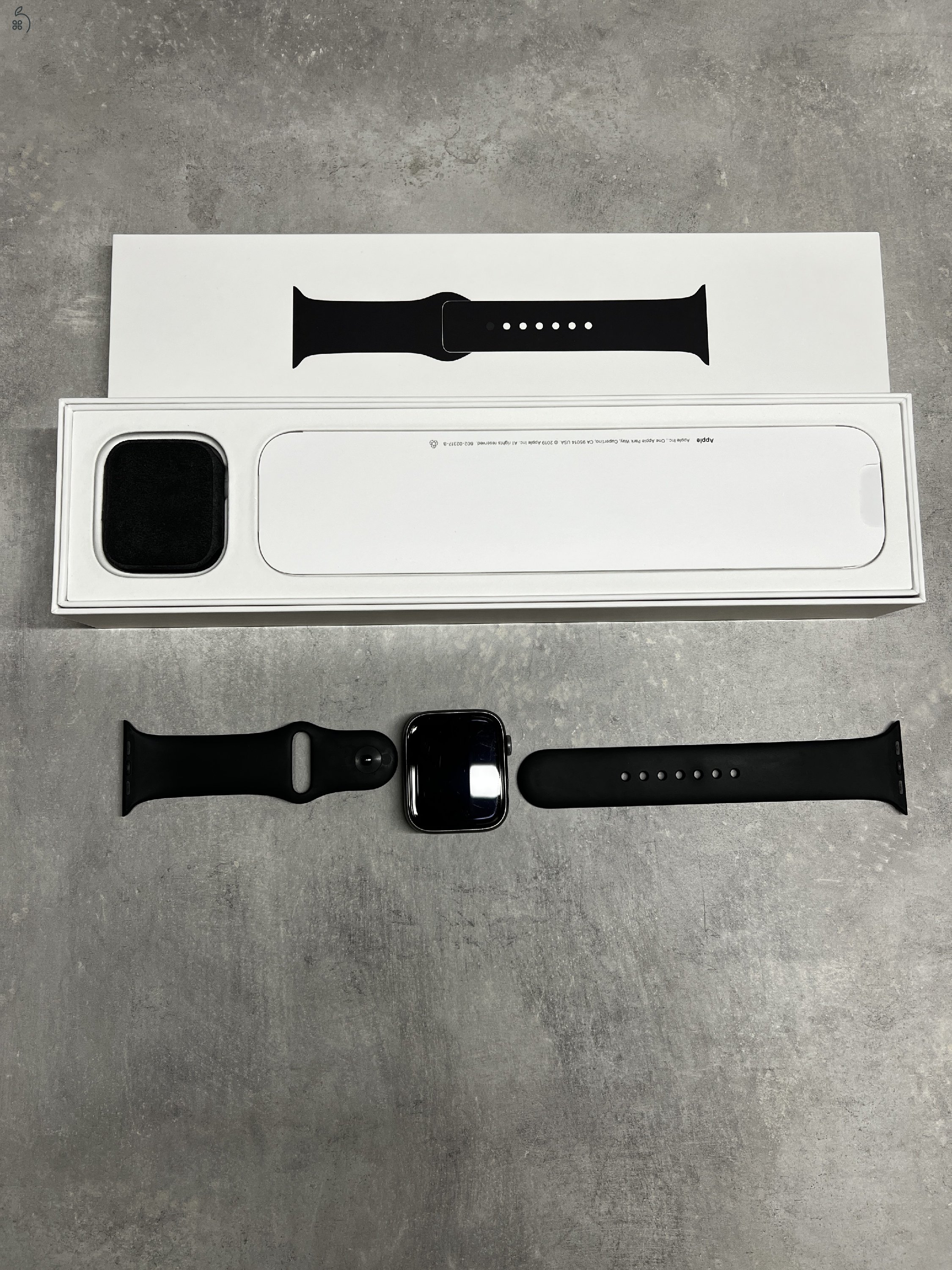 Eladó Apple Watch Series 5 44MM