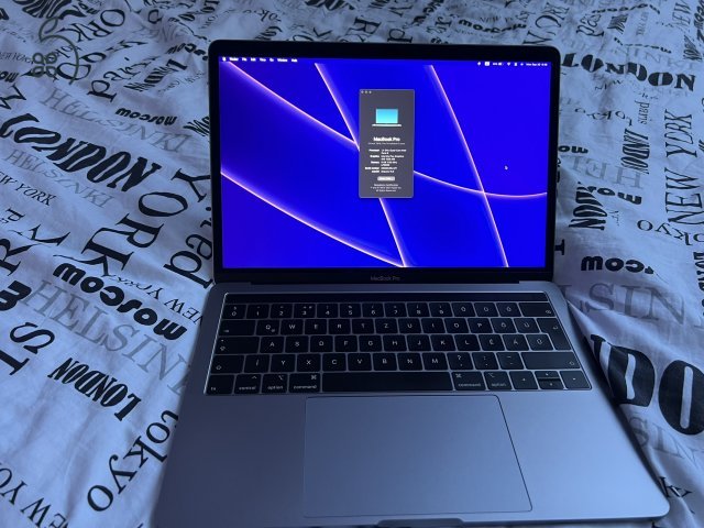 Eladó 2019 MacBook Pro 13 inch