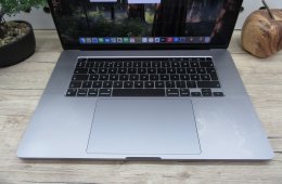 Apple Retina Macbook 16 - 2019 - Használt, karcmentes