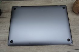 Apple Retina Macbook 16 - 2019 - Használt, karcmentes